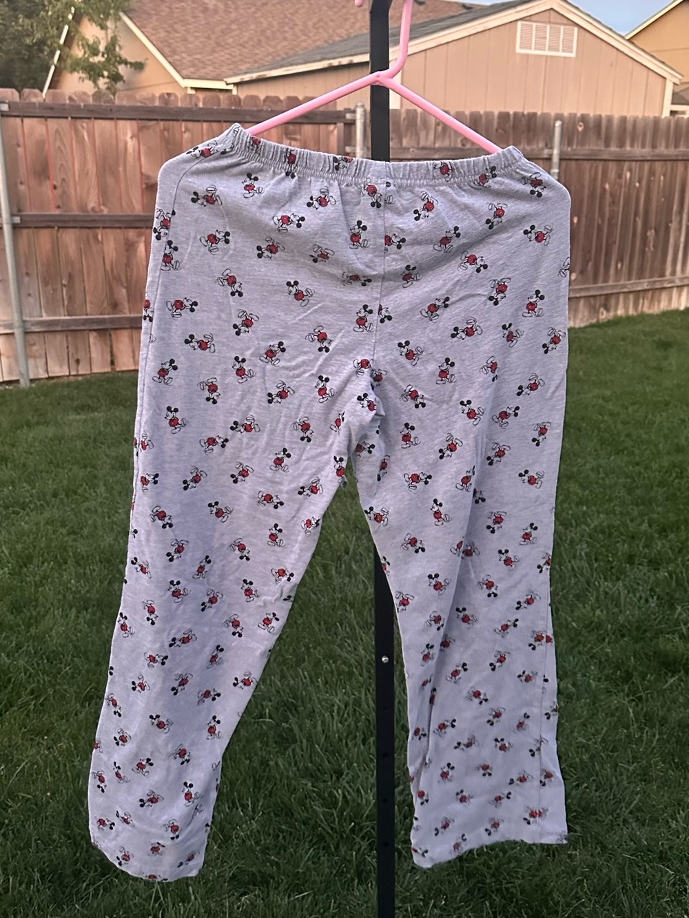 Disney medium Mickey Mouse lounge pants - Picture 4 of 4